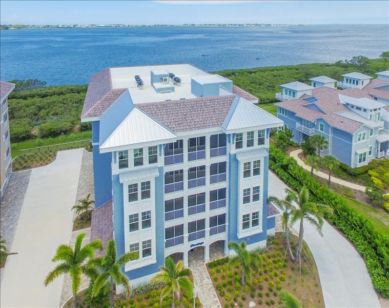 One Particular Harbour 376-303